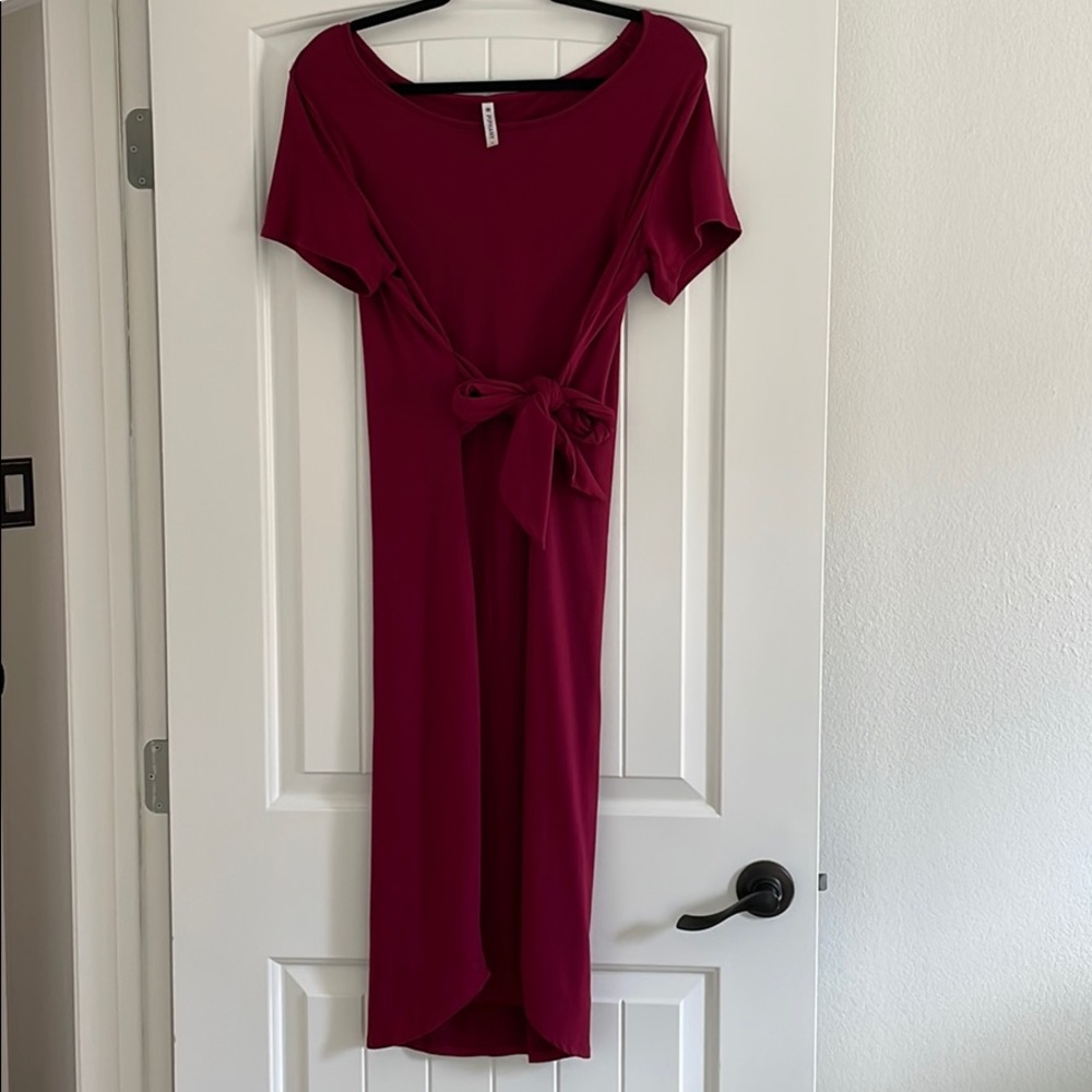 Piphany size large burgundy dress